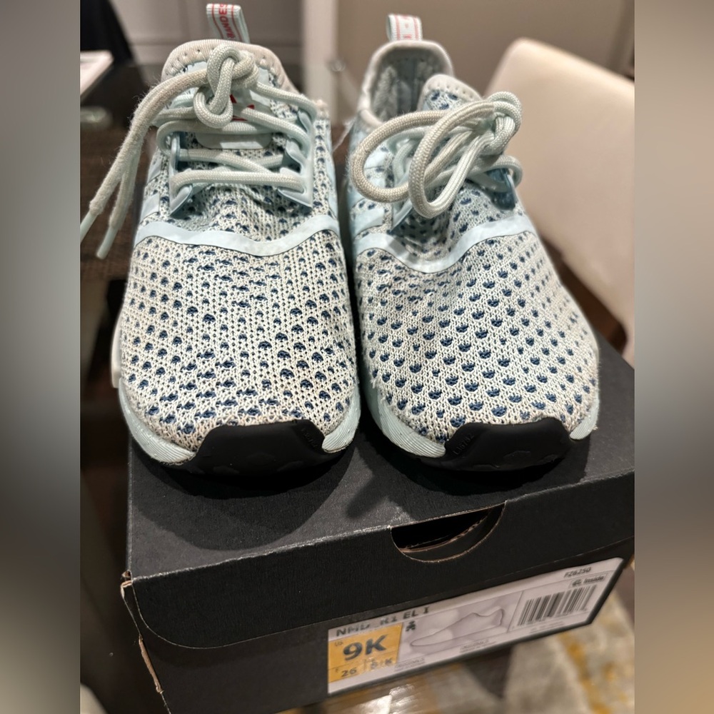 2022
NMD_R1 J 'Almost Blue'